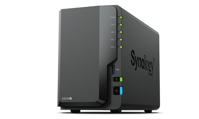 Mover o respaldar archivos en un NAS Synology con script personalizado